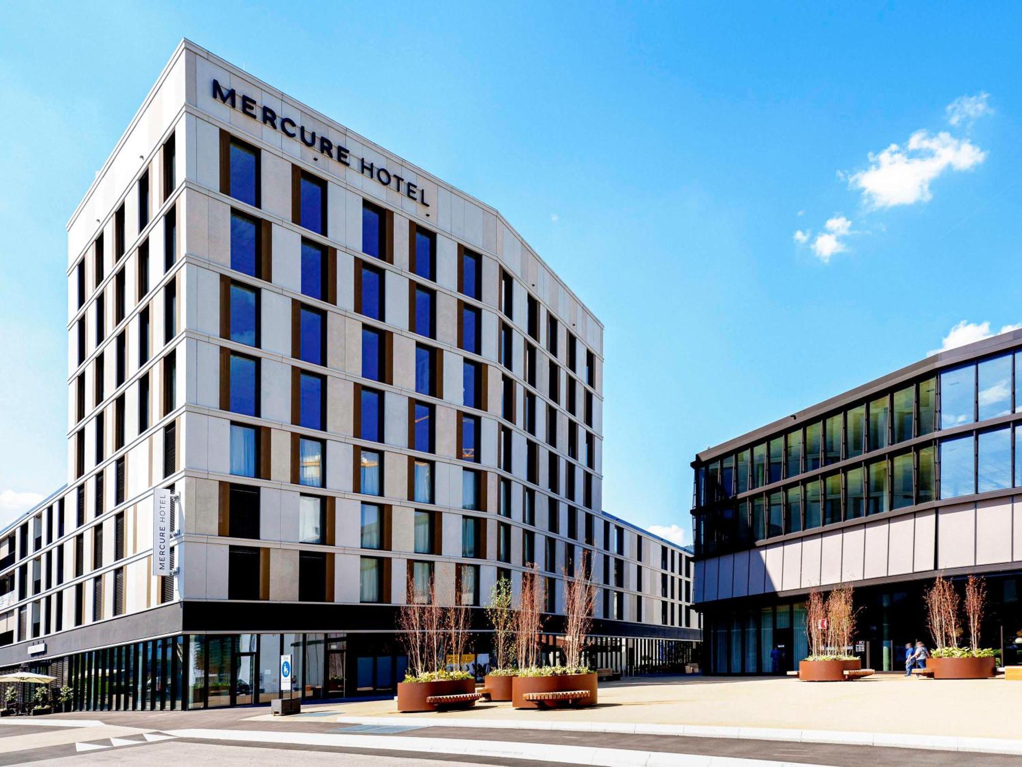 Mercure Hotel Delémont Exterior foto